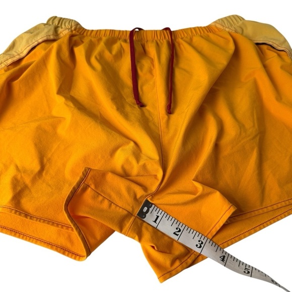 Pearl Izumi Women's Orange Athletic Bike Shorts - Picture 8 of 10